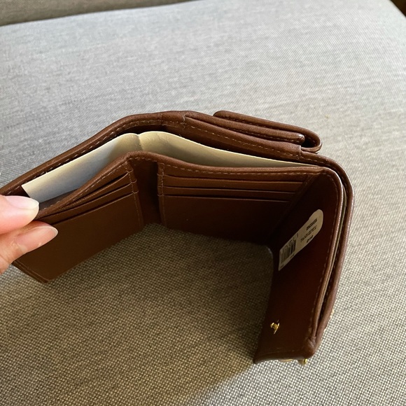 coach wallet - Picture 6 of 6